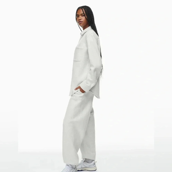 Aritzia Sweatfleece Cozy Fleece Boyfriend Shirt | Size  XS Brown - Picture 4 of 13